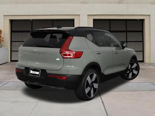 Sage Green Metallic 2023 Volvo XC40 Recharge Pure Electric Twin Ultimate