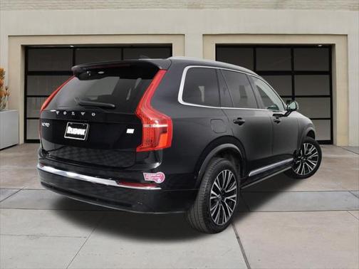 2024 Volvo XC90 Recharge Plug-In Hybrid T8 Plus Bright Theme 7-Seater
