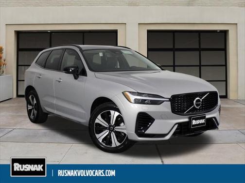 2025 Volvo XC60 Plug-In Hybrid T8 Core