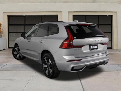 2025 Volvo XC60 Plug-In Hybrid T8 Core