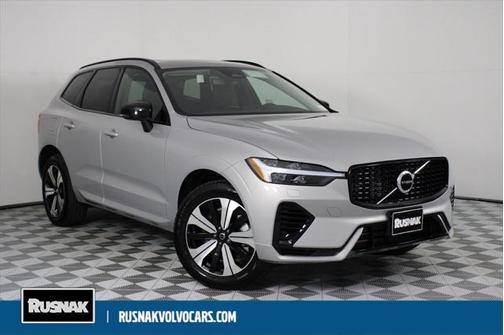 2025 Volvo XC60 Plug-In Hybrid T8 Core