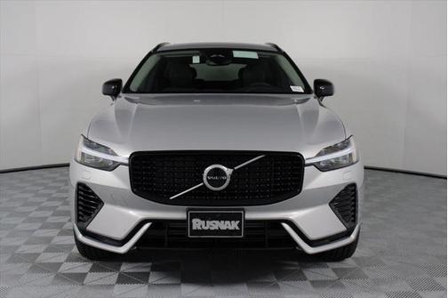 2025 Volvo XC60 Plug-In Hybrid T8 Core