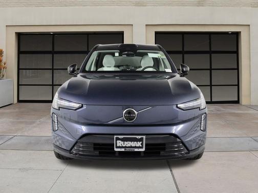 2025 Volvo EX90 Twin Motor Performance Ultra