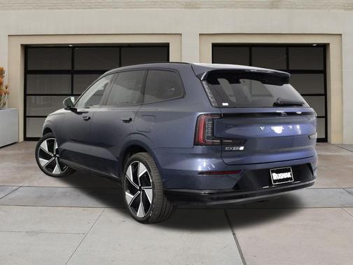 2025 Volvo EX90 Twin Motor Performance Ultra