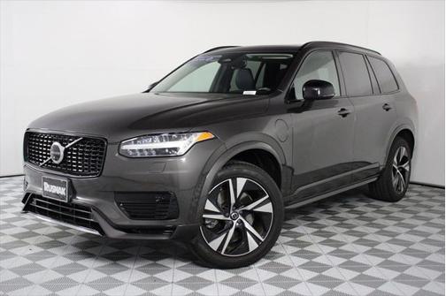 2023 Volvo XC90 Recharge Plug-In Hybrid T8 Plus Dark Theme 7-Seater