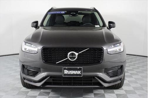 2023 Volvo XC90 Recharge Plug-In Hybrid T8 Plus Dark Theme 7-Seater