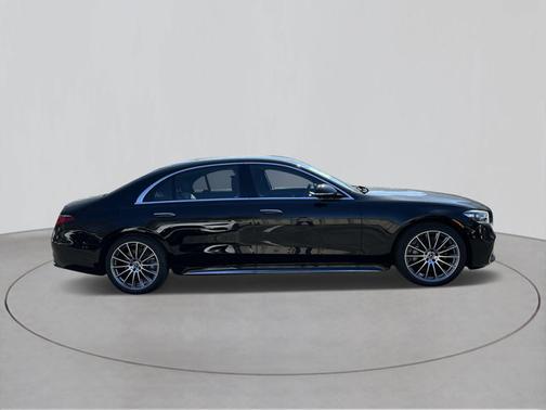 2025 Mercedes-Benz S-Class S 580e