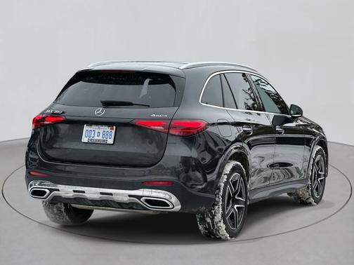2025 Mercedes-Benz GLC 300 Base