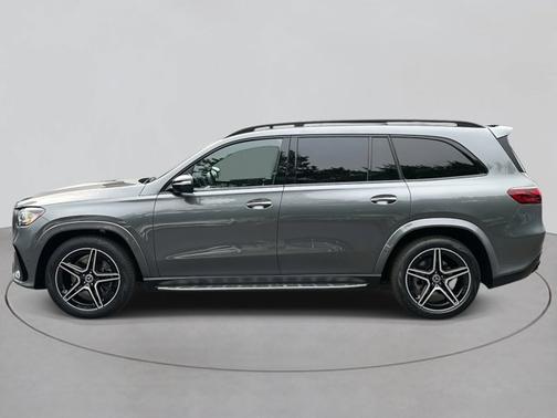 2026 Mercedes-Benz GLS 450 Base