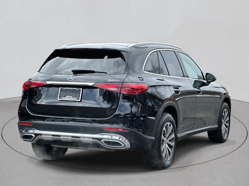 2025 Mercedes-Benz GLC 300 Base