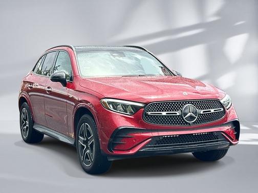 MANUFAKTUR Patagonia Red Metallic 2025 Mercedes-Benz GLC 350e GLC 350e