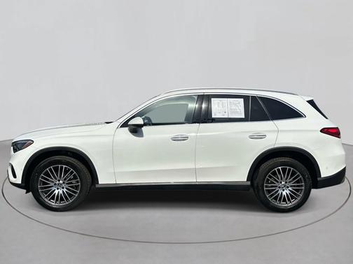 2025 Mercedes-Benz GLC 300 Base