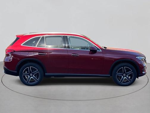 2026 Mercedes-Benz GLC 300 Base