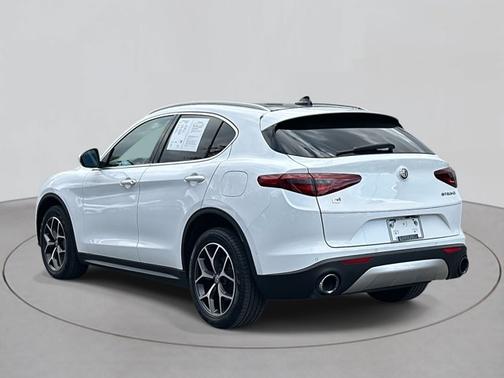 2019 Alfa Romeo Stelvio Ti