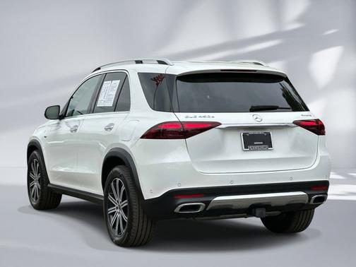 Polar White 2025 Mercedes-Benz GLE-Class GLE 450e