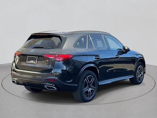 2026 Mercedes-Benz GLC 300 Base