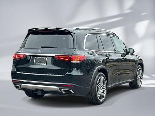 Emerald Green Metallic 2023 Mercedes-Benz GLS 450 Base