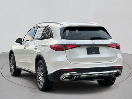 2023 Mercedes-Benz GLC 300 Base