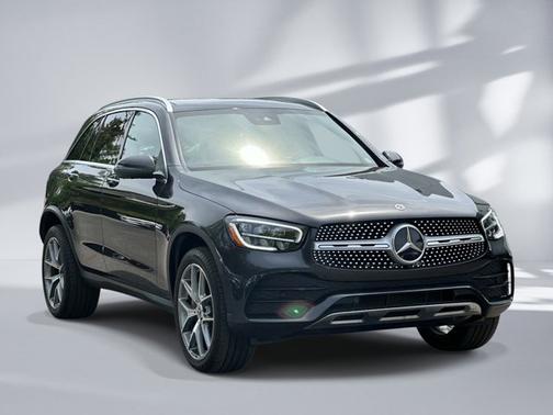 Graphite Gray Metallic 2022 Mercedes-Benz GLC 300 Base