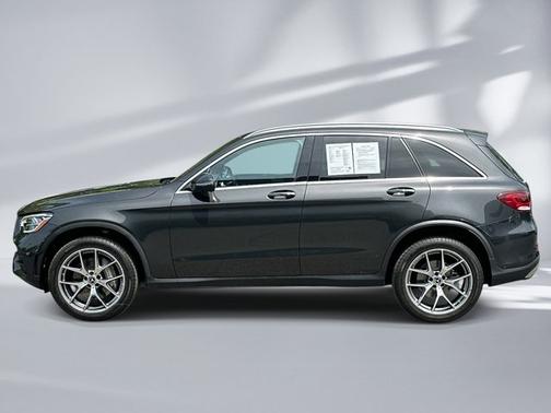 Graphite Gray Metallic 2022 Mercedes-Benz GLC 300 Base