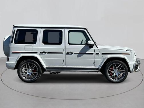 MANUFAKTUR Moonlight White Metallic 2022 Mercedes-Benz G-Class AMG G 63