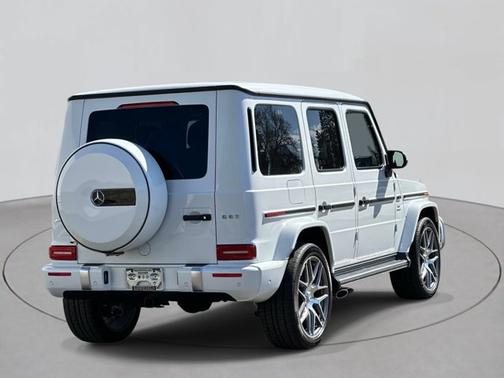 MANUFAKTUR Moonlight White Metallic 2022 Mercedes-Benz G-Class AMG G 63