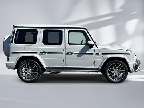 MANUFAKTUR Moonlight White Metallic 2022 Mercedes-Benz G-Class AMG G 63