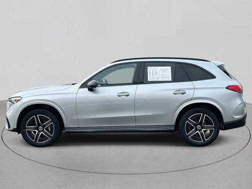 2025 Mercedes-Benz GLC 300 Base