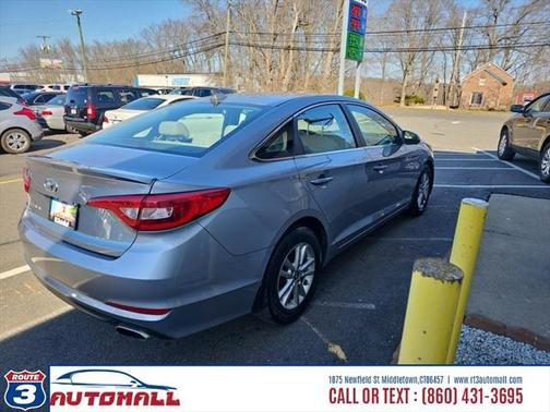 2017 Hyundai SONATA SE
