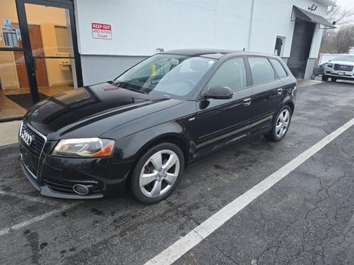 2013 Audi A3 2.0T Premium Plus quattro