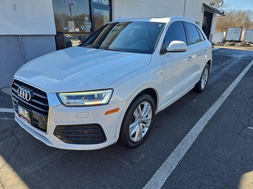 2018 Audi Q3 2.0 TFSI Sport Premium Plus quattro AWD
