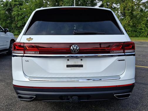 2024 Volkswagen Atlas 2.0T SE