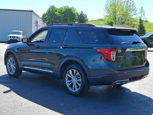 FORGED GREEN METALLIC 2024 Ford Explorer XLT