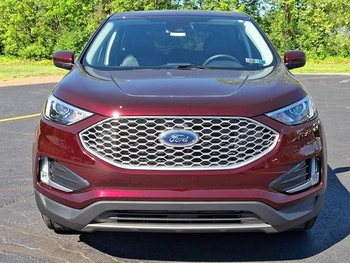 BURGUNDY VELVET MET TINT CC 2024 Ford Edge SEL