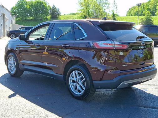 BURGUNDY VELVET MET TINT CC 2024 Ford Edge SEL
