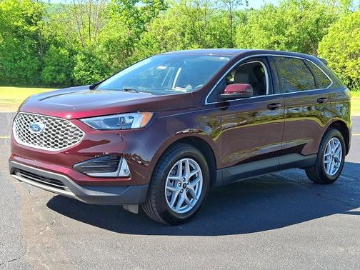 BURGUNDY VELVET MET TINT CC 2024 Ford Edge SEL