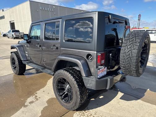 2016 Jeep Wrangler Unlimited Sahara