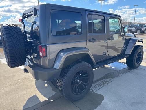 2016 Jeep Wrangler Unlimited Sahara