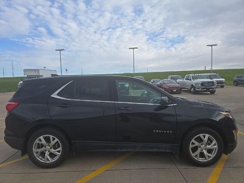 Mosaic Black Metallic 2020 Chevrolet Equinox 1LT
