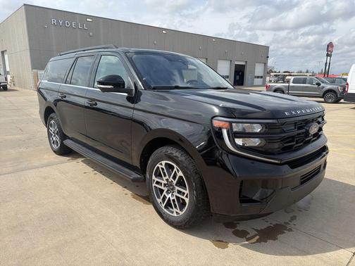 Agate Black Metallic 2025 Ford Expedition Max Active 4x4