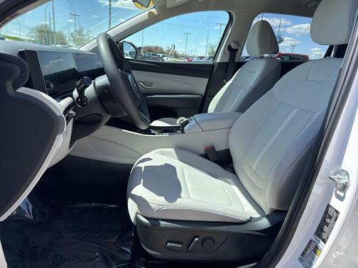 Serenity White Pearl 2025 Hyundai TUCSON SEL