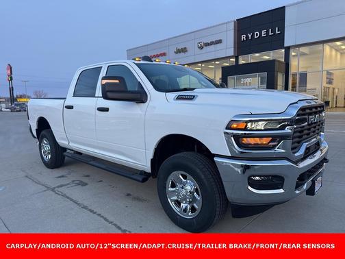 2026 RAM 2500 Tradesman Crew Cab 4x4 6'4' Box