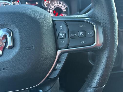 2026 RAM 2500 Tradesman Crew Cab 4x4 6'4' Box