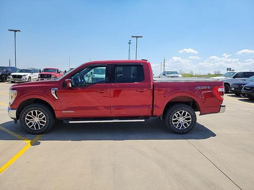 Rapid Red Metallic Tinted Clearcoat 2021 Ford F-150 Lariat