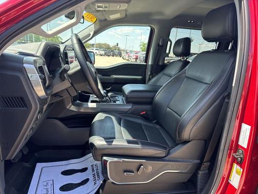 Rapid Red Metallic Tinted Clearcoat 2021 Ford F-150 Lariat