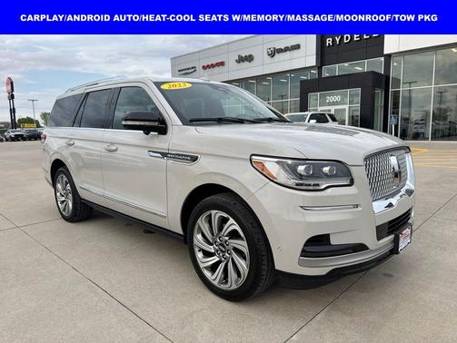 Ceramic Pearl Metallic Tri-Coat 2023 Lincoln Navigator Reserve