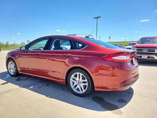 Ruby Red Metallic Tinted Clearcoat 2014 Ford Fusion SE