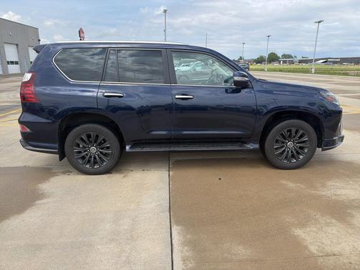 Mica 2022 Lexus GX 460 Luxury
