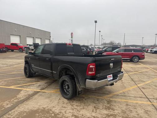 2022 RAM 2500 Limited Crew Cab 4x4 6'4' Box