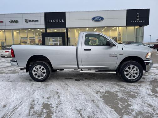 2017 RAM 2500 Tradesman Regular Cab 4x4 8' Box